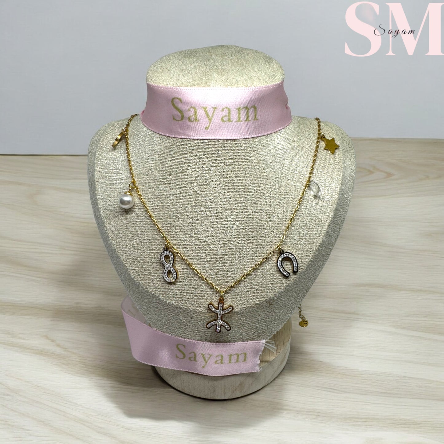 Collier Aylan